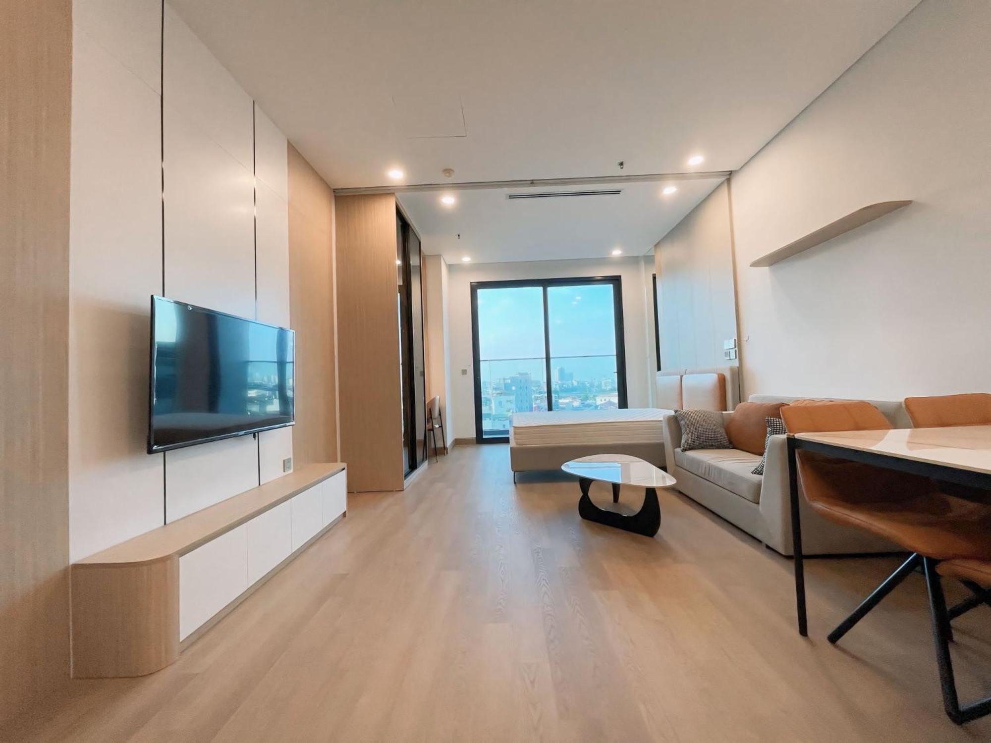 Vinhomes Metropolis - Feria Homes *