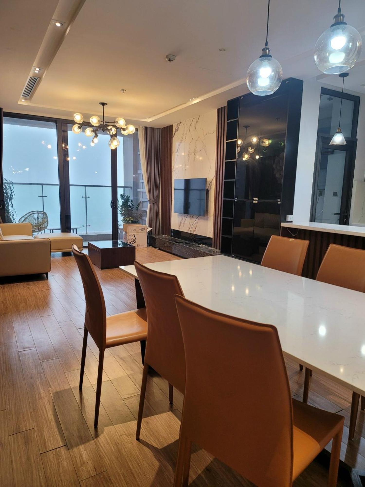 Căn hộ Vinhomes Metropolis - Feria Homes Hà Nội